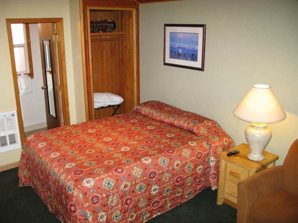 فندق The Cabins At Zephyr Cove الغرفة الصورة